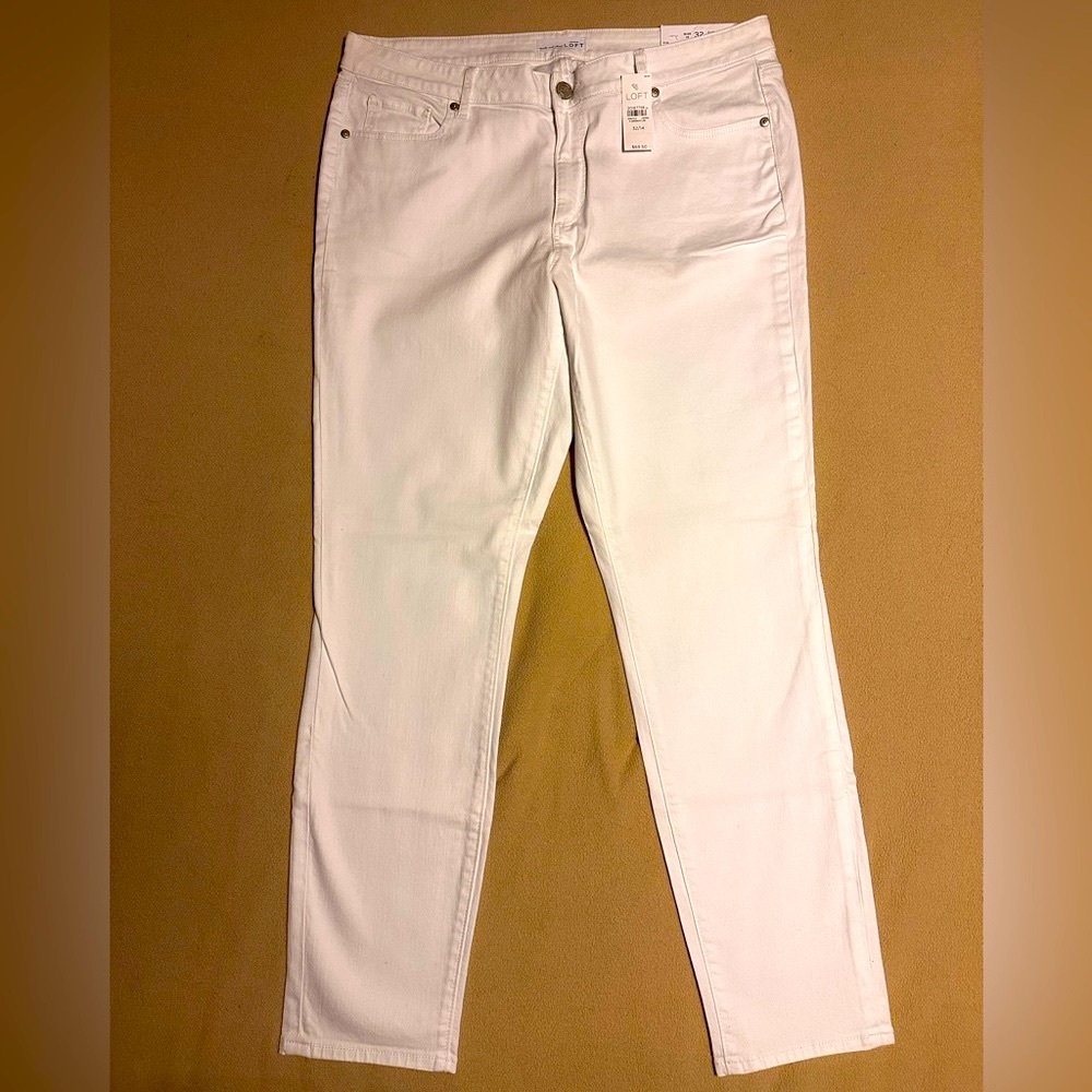 Women’s Loft Curvy Skinny Ankle Jeans; size 14